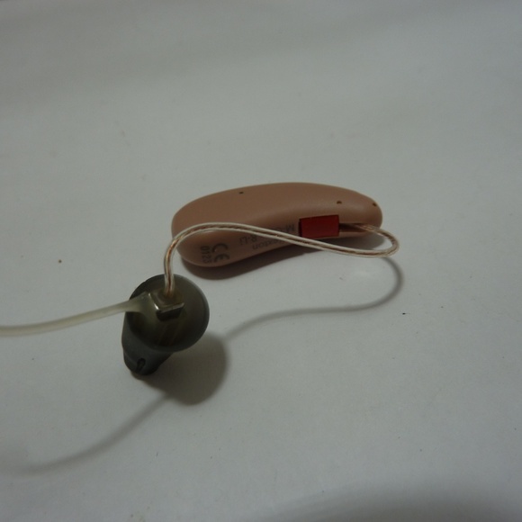 Single-Unit REXTON M-Core R-Li (Right Ear) Only Hearing Aid - Picture 1 of 4
